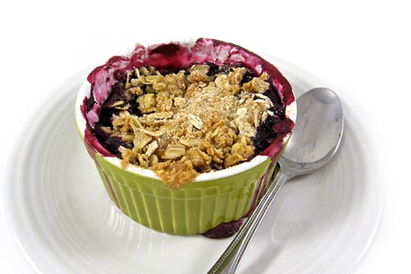 Skinny Triple Berry Crisp