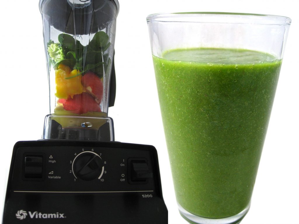 Skinny Kitchen’s Green Dream and a Vitamix Giveaway!