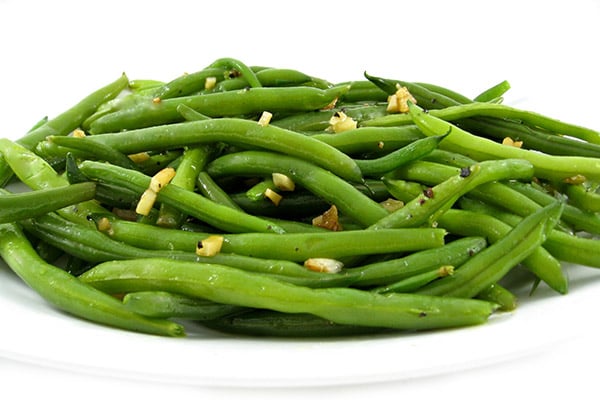 Skinny Garlic Green Beans