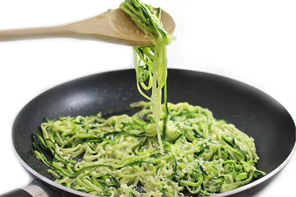 garlic-parmesan-zoodles