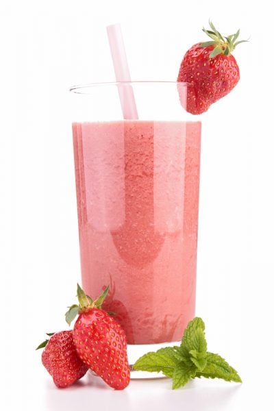 Fresh Strawberry Smoothie (Dairy-free, Gluten-free, Paleo)
