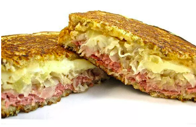 Skinny Grilled Reuben Sandwich