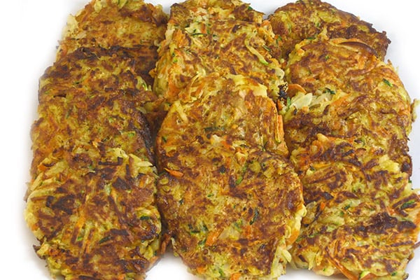 latkes-1 | Skinny Kitchen Skinny and Delicious Party Potato Pancakes (Latkes)