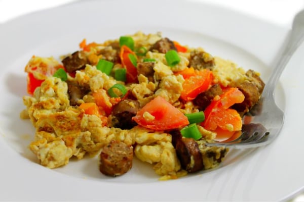 Skinny Scrambled Eggs and Breakfast Sausages | Skinny Kitchen Skinny Scrambled Eggs and Breakfast Sausages