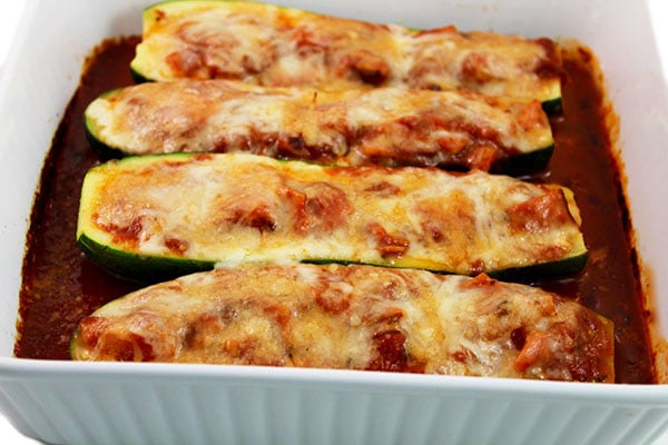 Skinny Hawaiian Pizza Stuffed Zucchini